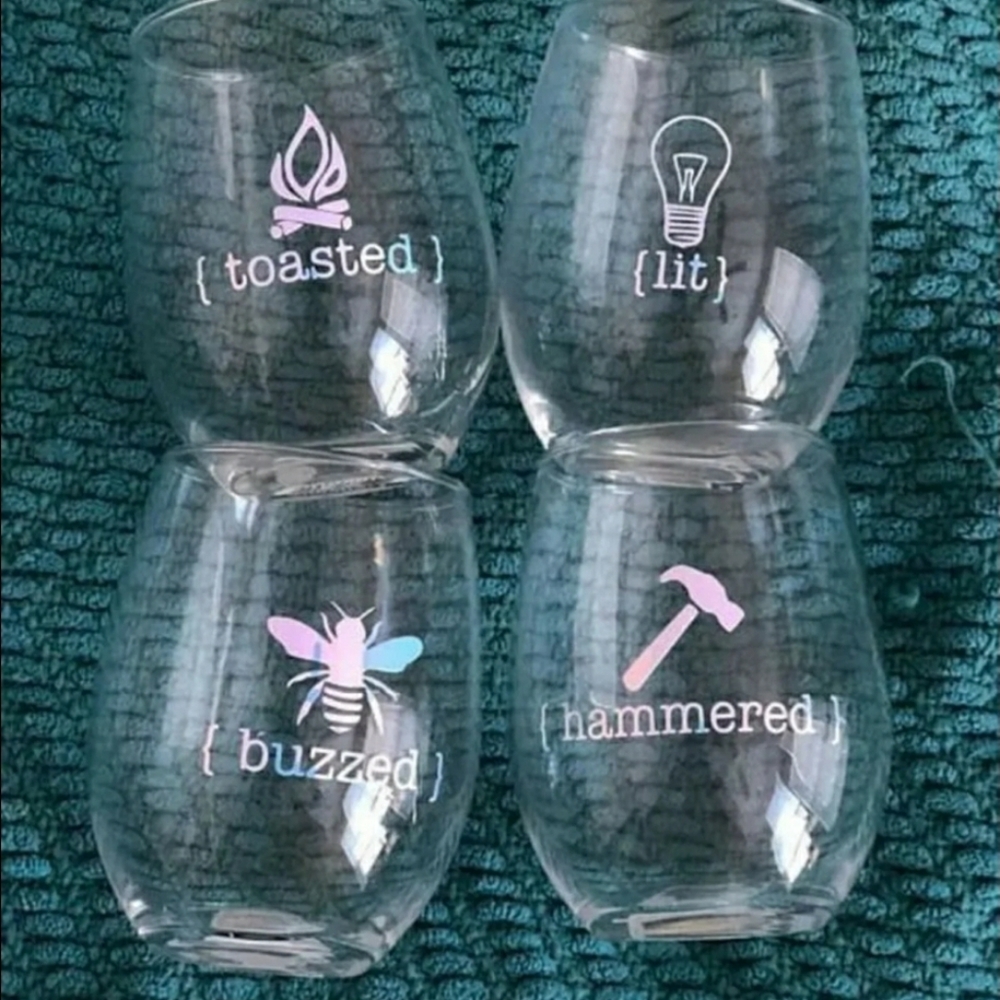 Set of 4 Witty Wine Glasses